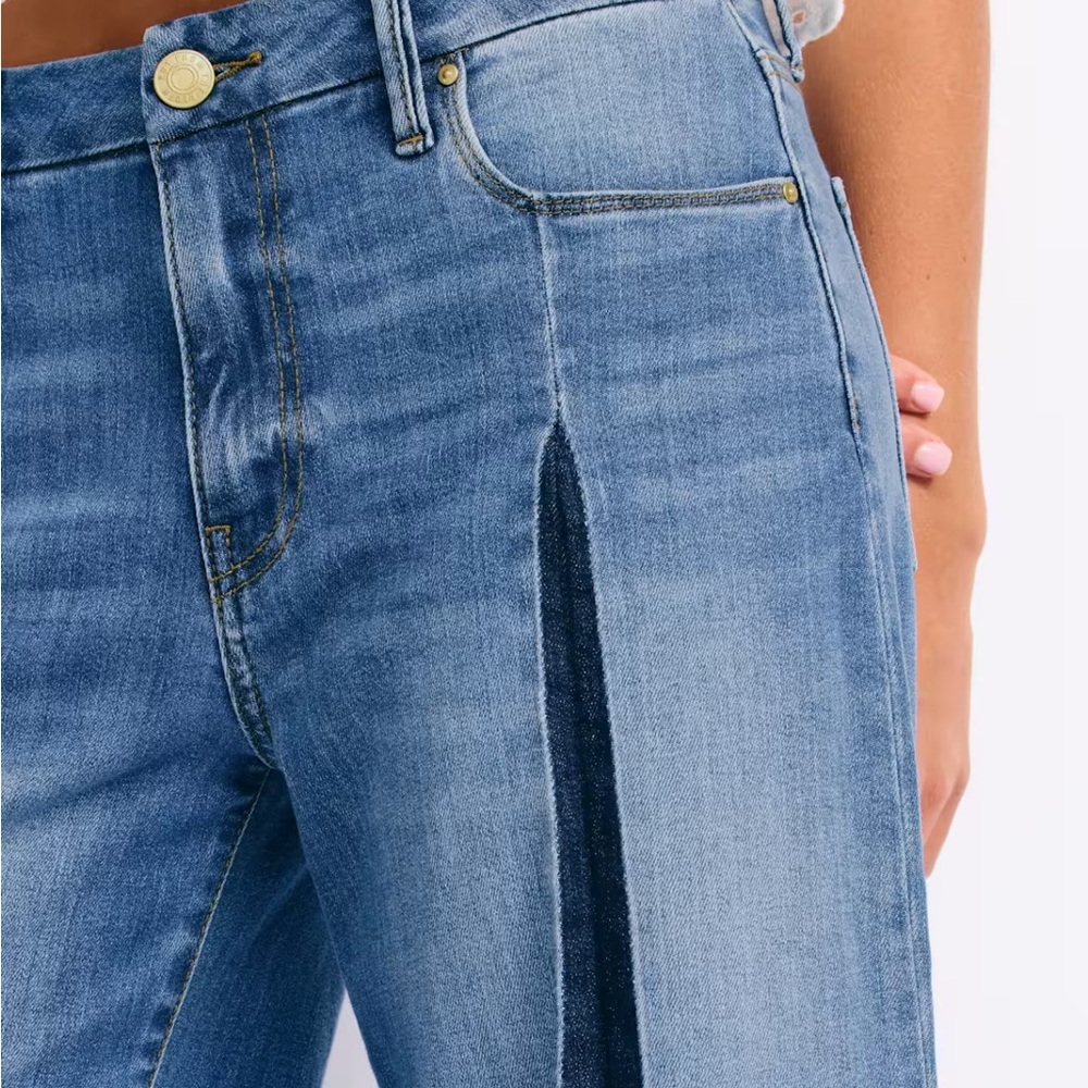 KUT from the Kloth Meg High Rise Wide Leg Jeans - Picture 2 of 16